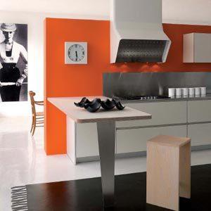 oranž ja valge köök