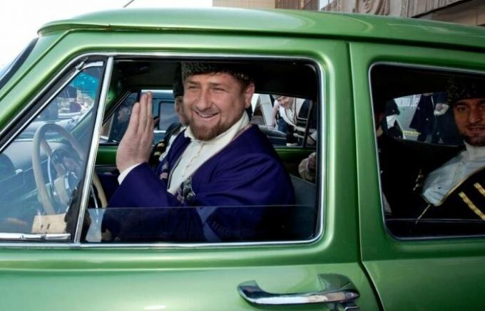 Fleet Ramzan Kadõrov: mis autod on kogumik Tšetšeenia presidendi