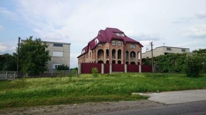 Rikkaim külas Ukrainas, kus puudub 1-korruseline hoone