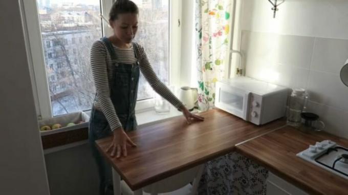 Baarileti söögituba värskendatud interjööri köök. | Foto: cpykami.ru.