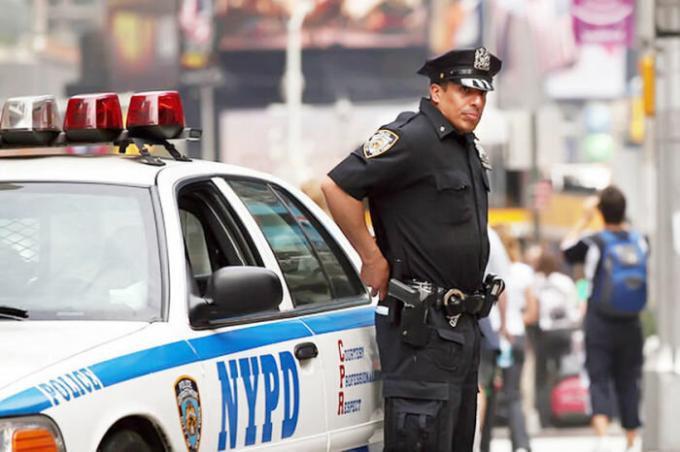Mitte rikas ja mitte karm: 9 fakte politsei Ameerika Ühendriigid, mis hävitavad populaarne stereotüübid