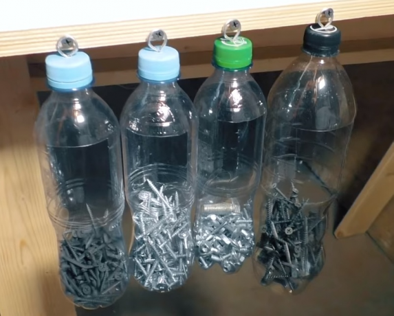 Plastpudel on mugav salvestada metallist väikesed asjad