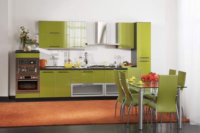 Köögikomplektide värvid (48 fotot): video juhised isetegemise jaoks, kuidas valida mööblit, kombineerituna köögivärvidega, hind, foto