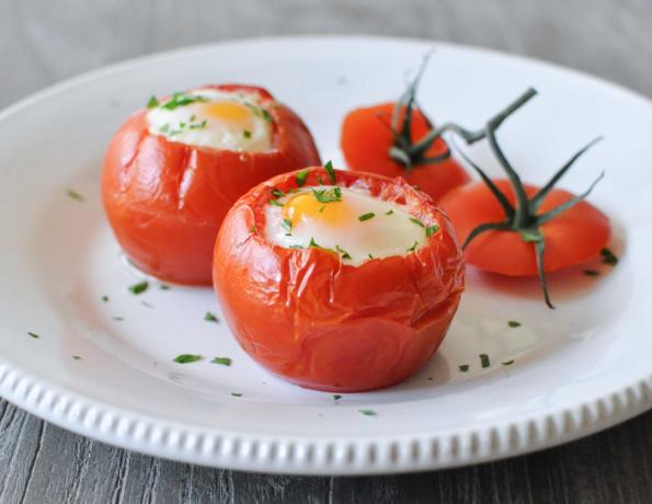 Munapuder tomatitega