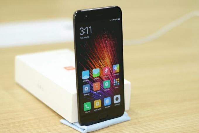 Ülevaade nutitelefonist Xiaomi Mi 6 - võimas ja funktsionaalne lipulaev - Gearbest Blog Russia