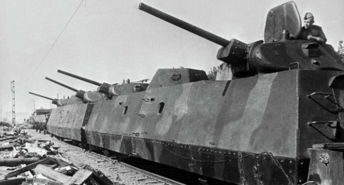 Armored algas juba sõja ajal saadud torni T-34. | Foto: twitter.com.