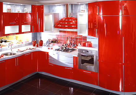 punased ja valged köögid