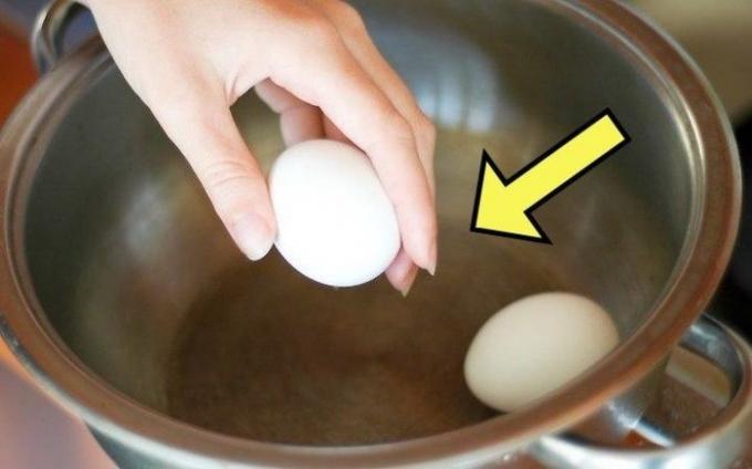 Kuidas kokk kõvaks keedetud muna, millest kest on "slazit" ise