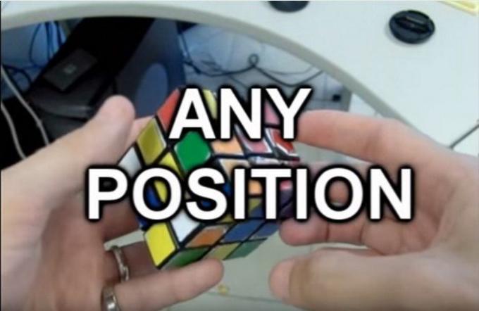 Kuidas koguda Rubiku kuubik kahel liikumise