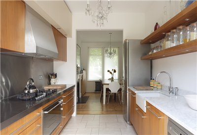 Pikk kitsas köök - mugava ruumi paigutus (41 fotot)